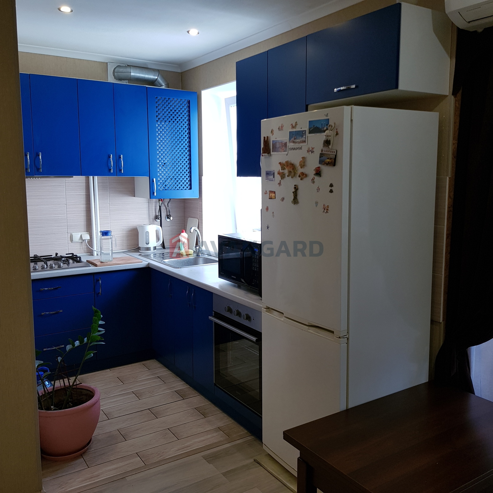 1 ����. ��������, 29,3/17,5/4,4 ��. �., 5/5 ���� ���� 11