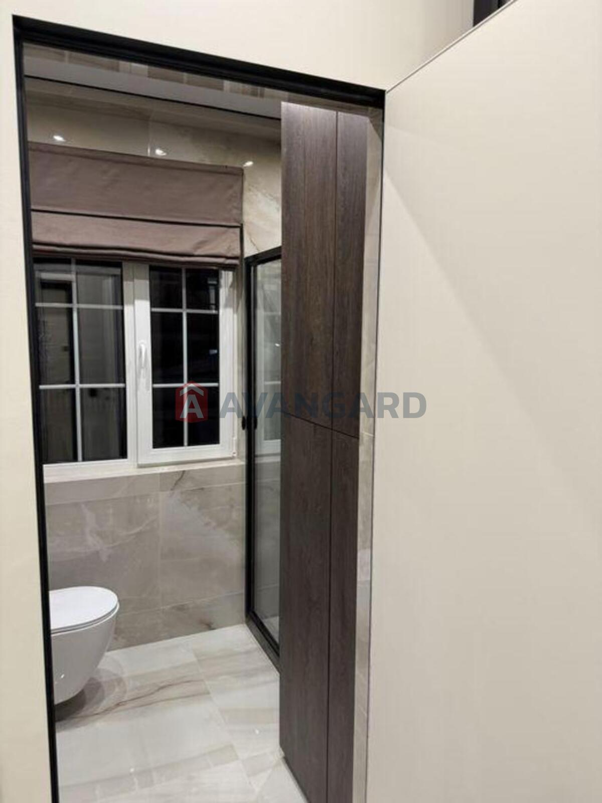 1 ��. ��������, 30/-/10 ��. �., 4/21 ������ ���� 8