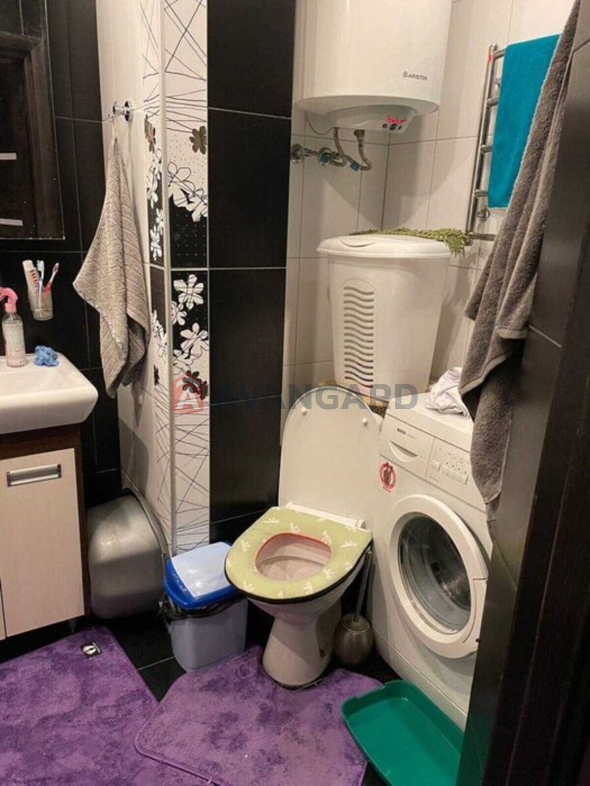 4 ����. ��������, 86/-/15 ��. �., 5/9 ���� ���� 2