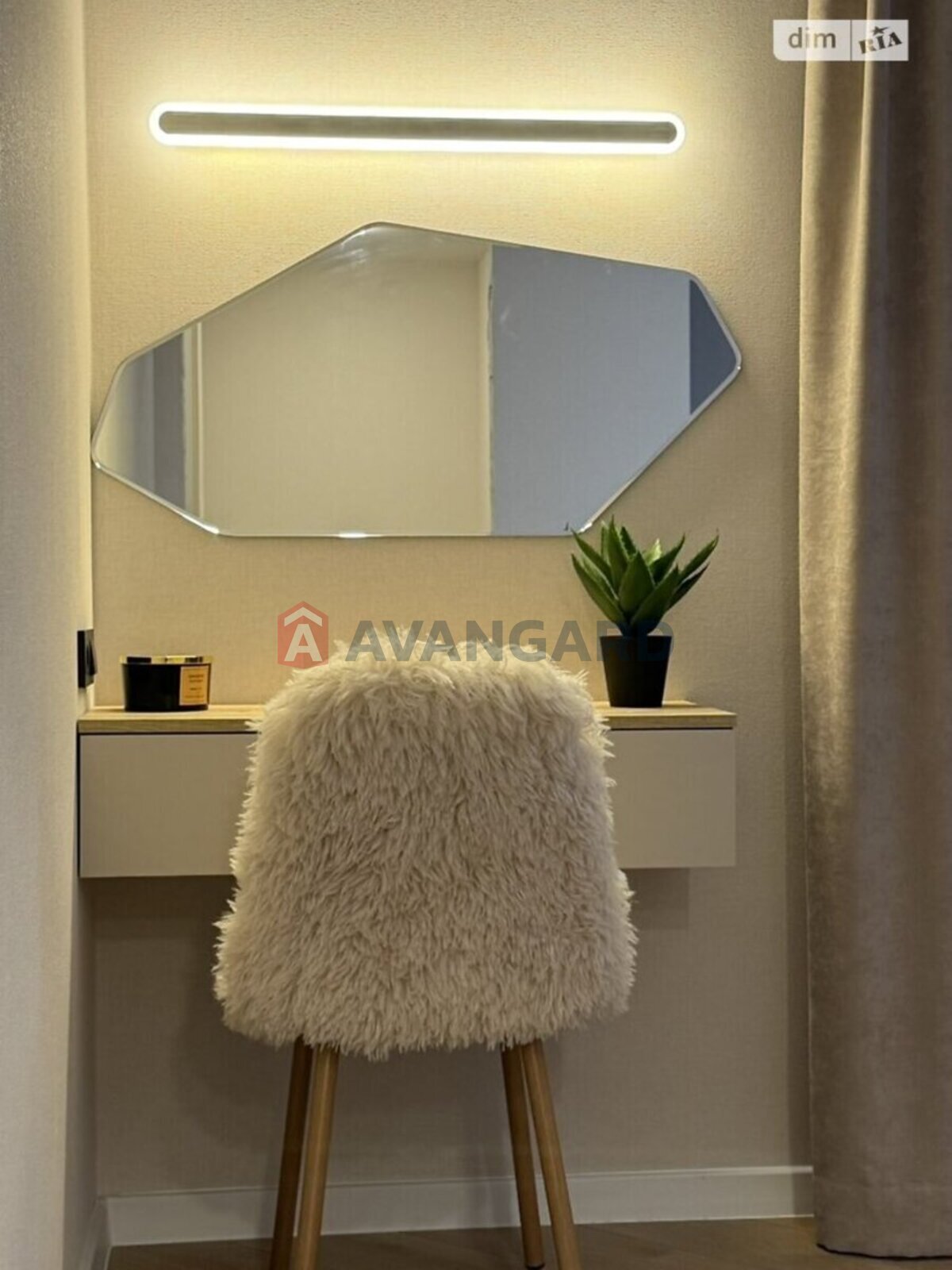 1 ��. ��������, 49/22/16 ��. �., 8/10 ������ ���� 10