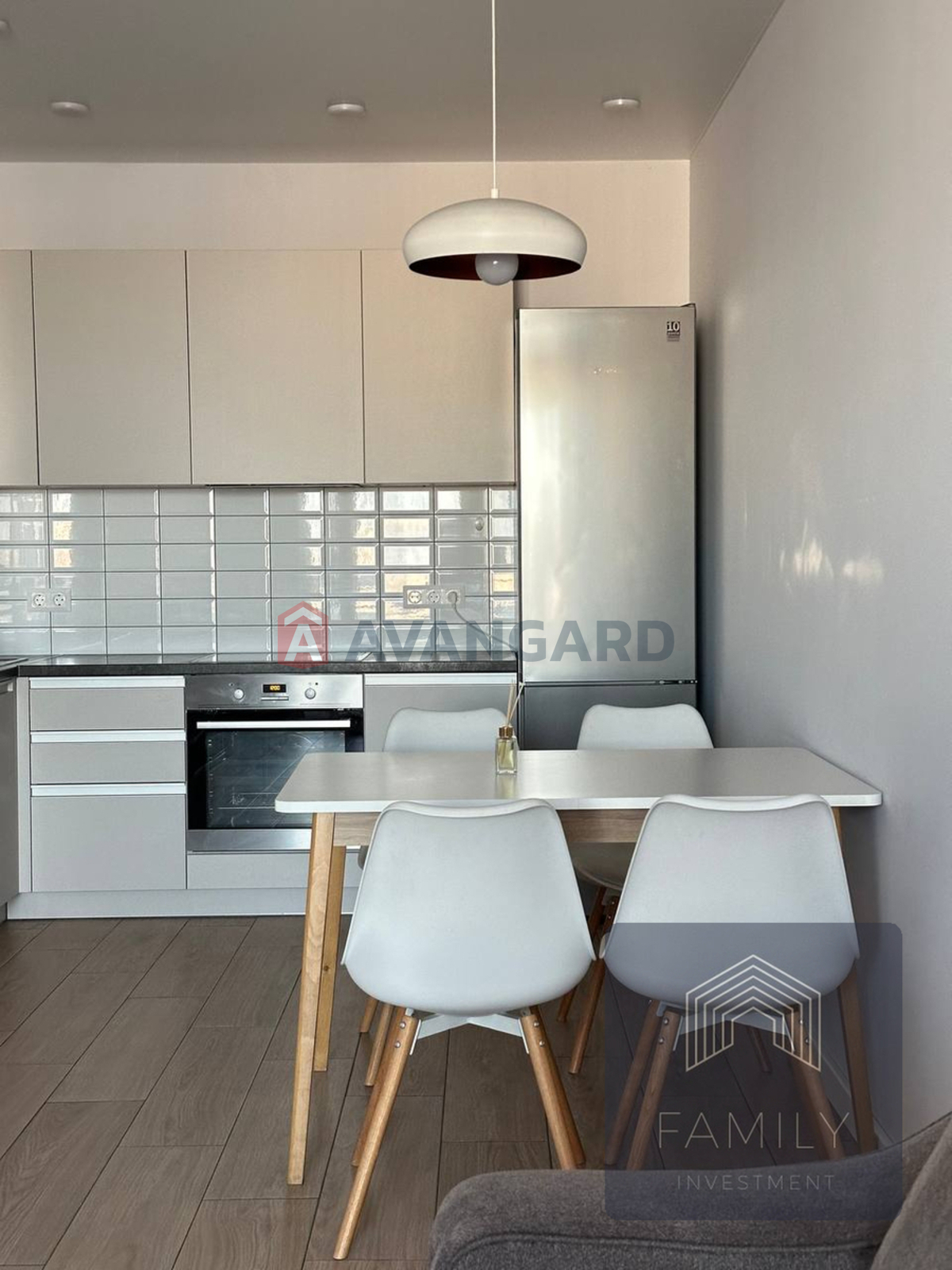 2 ��. ��������, 80/31/20 ��. �., 24/26 ������ ���� 7