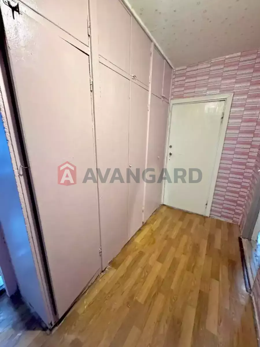 3 ��. ��������, 71/43/8 ��. �., 9/9 ������ ���� 21