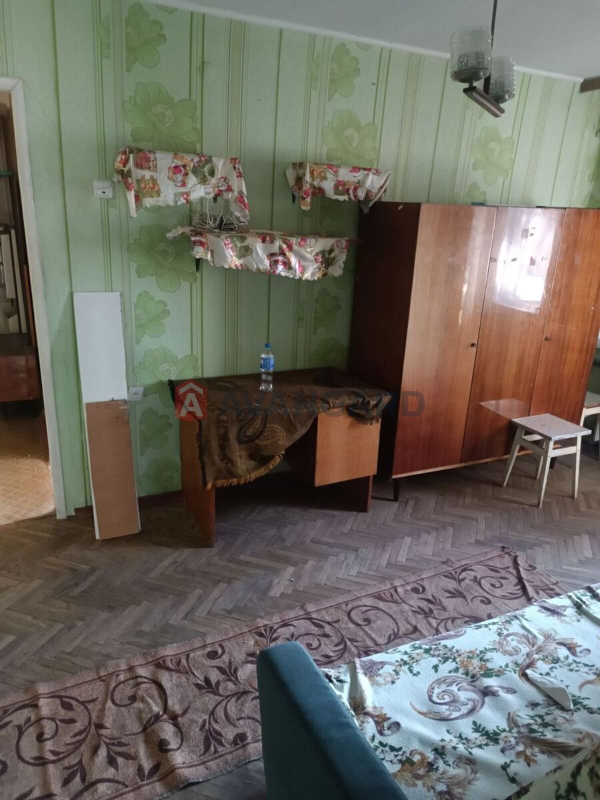 3 ����. ��������, 43/29/4 ��. �., 5/5 ���� ���� 5