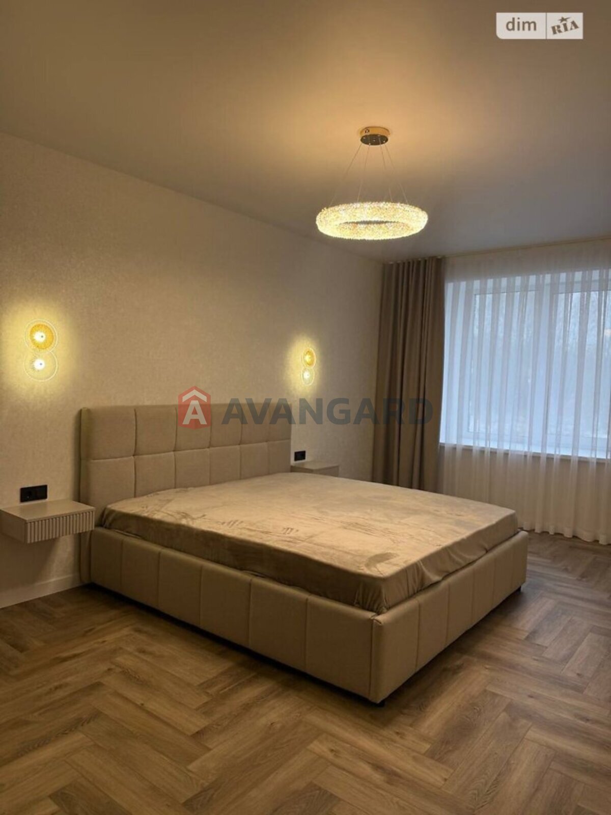 2 ��. ��������, 70/-/- ��. �., 1/10 ������ ���� 8