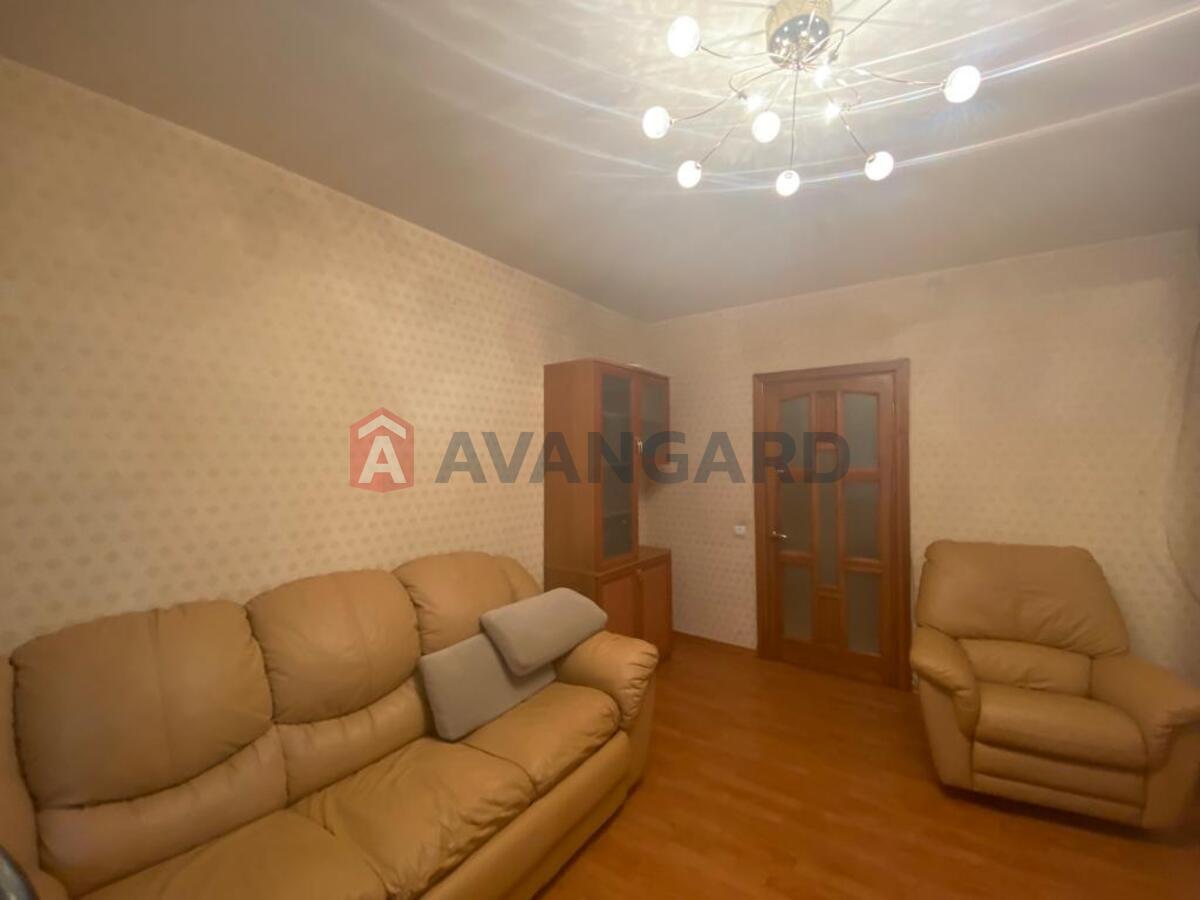 2 ��. ��������, 52/-/- ��. �., 1/5 ������ ���� 6