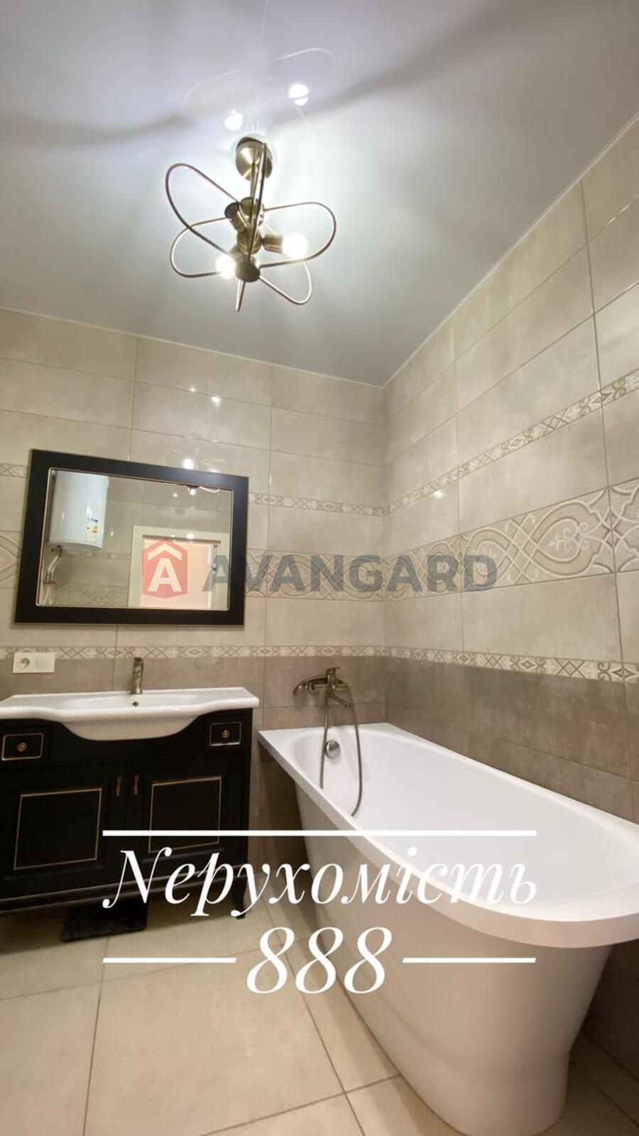 2 ��. ��������, 70/20/20 ��. �., 8/11 ������ ���� 12