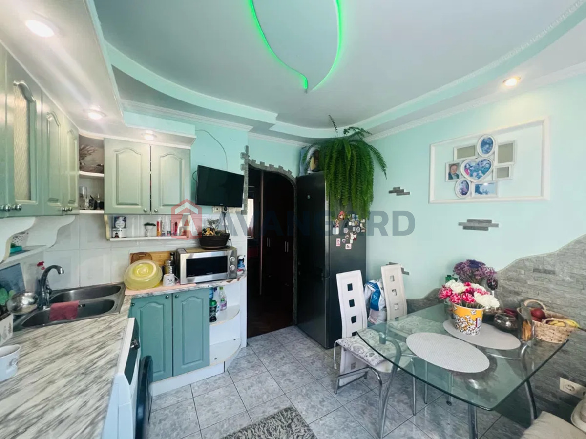 2 . , 49/-/8 . ., 5/9   1