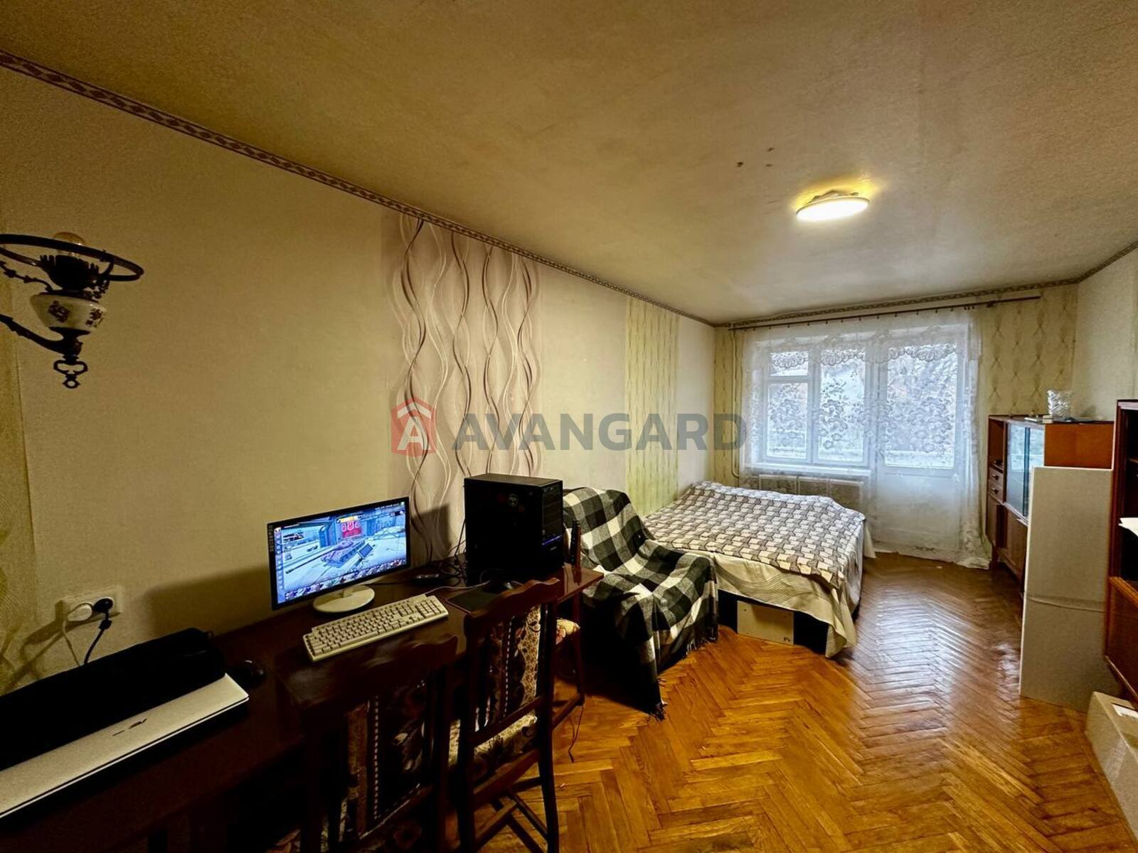 2 ��. ��������, 44/-/6 ��. �., 3/5 ������ ���� 1