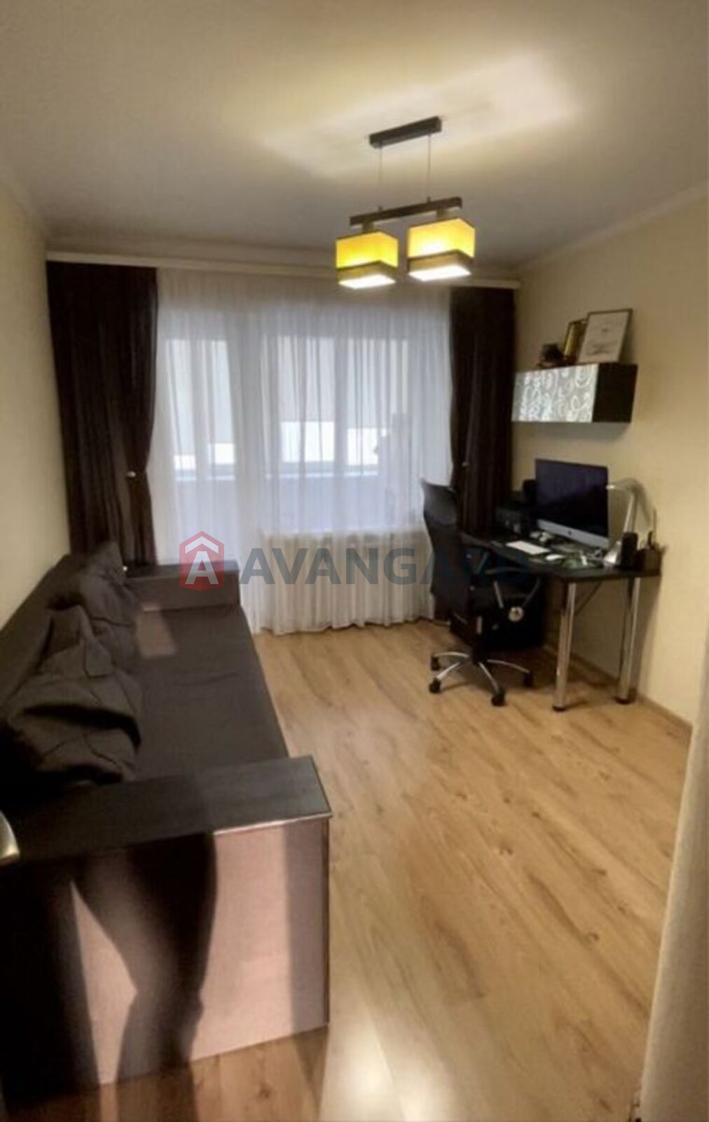 3 ����. ��������, 72/-/20 ��. �., 8/9 ���� ���� 11