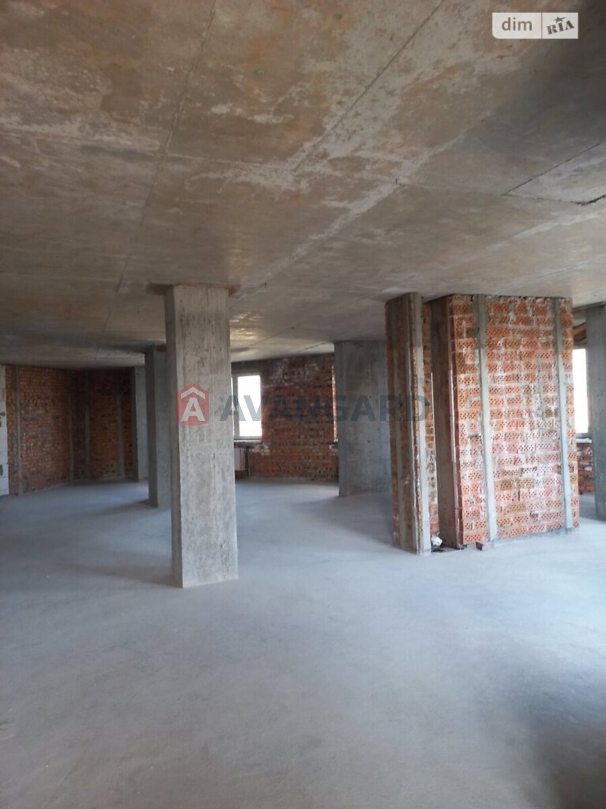 4 ��. ��������, 215/78/15 ��. �., 16/16 ������ ���� 4