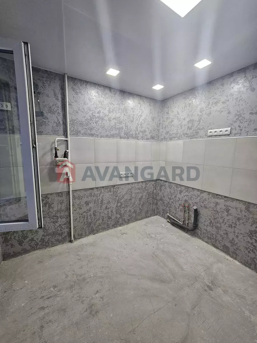 2 ����. ��������, 53/33/8 ��. �., 8/9 ���� ���� 2