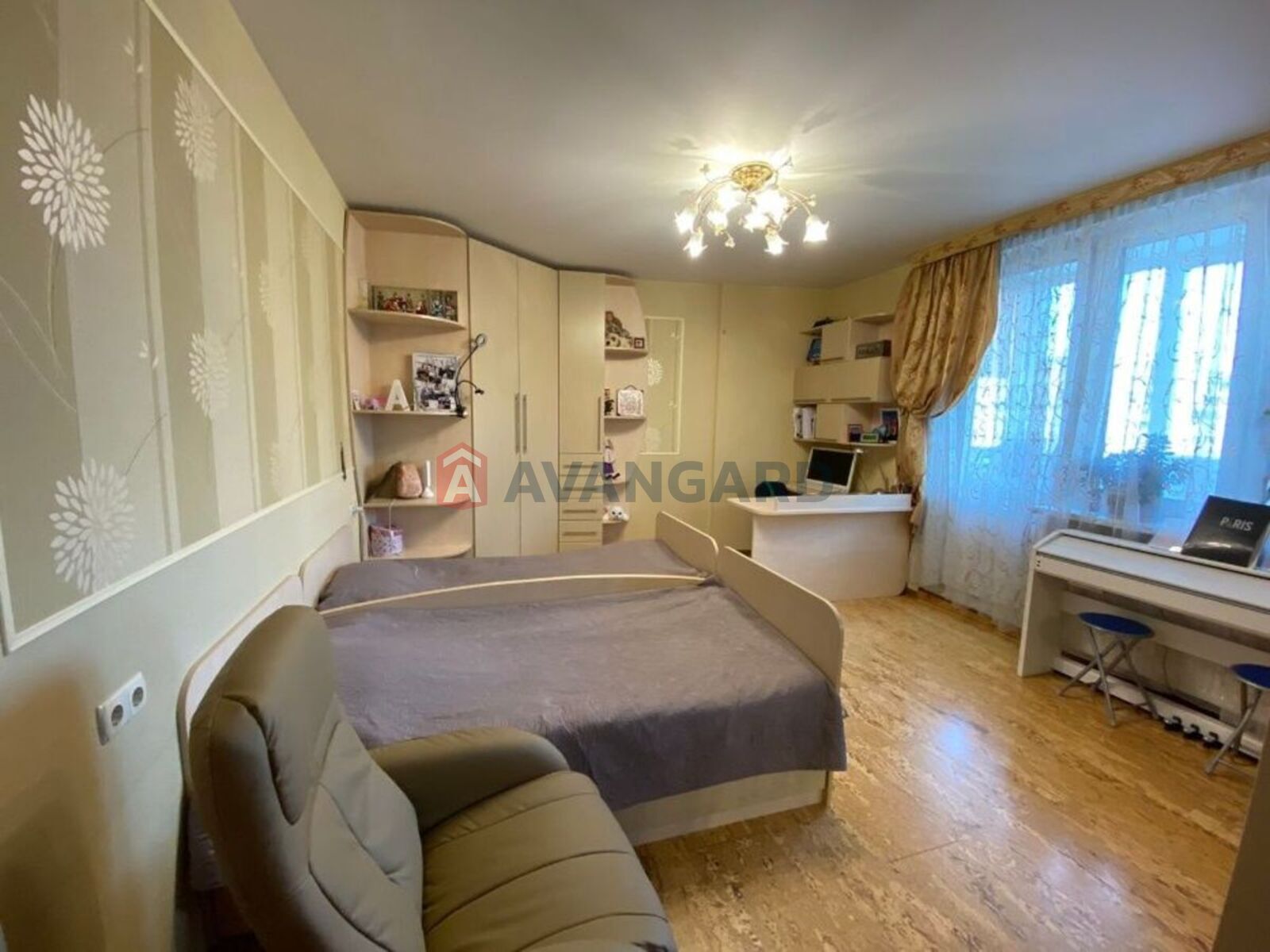 4 ��. ��������, 115/-/25 ��. �., 7/27 ������ ���� 7