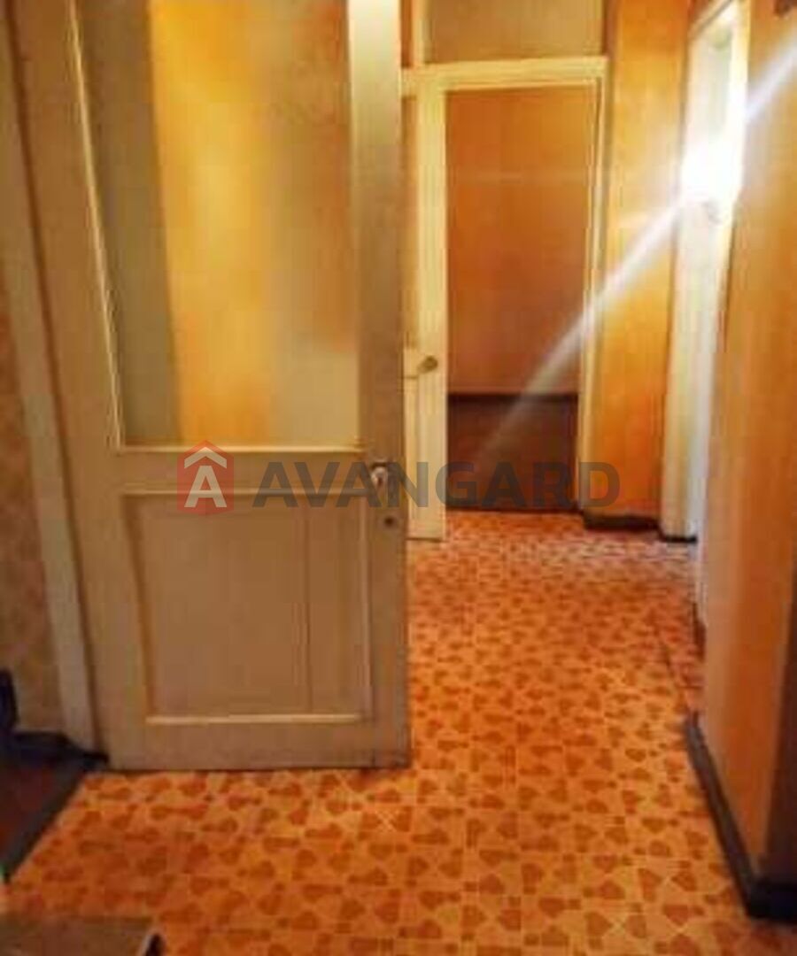 3 кім. квартира, 71/-/7 кв. м., 2/5 поверх фото 4 3 кім. квартира, 71/-/7 кв. м., 2/5 поверх фото 4