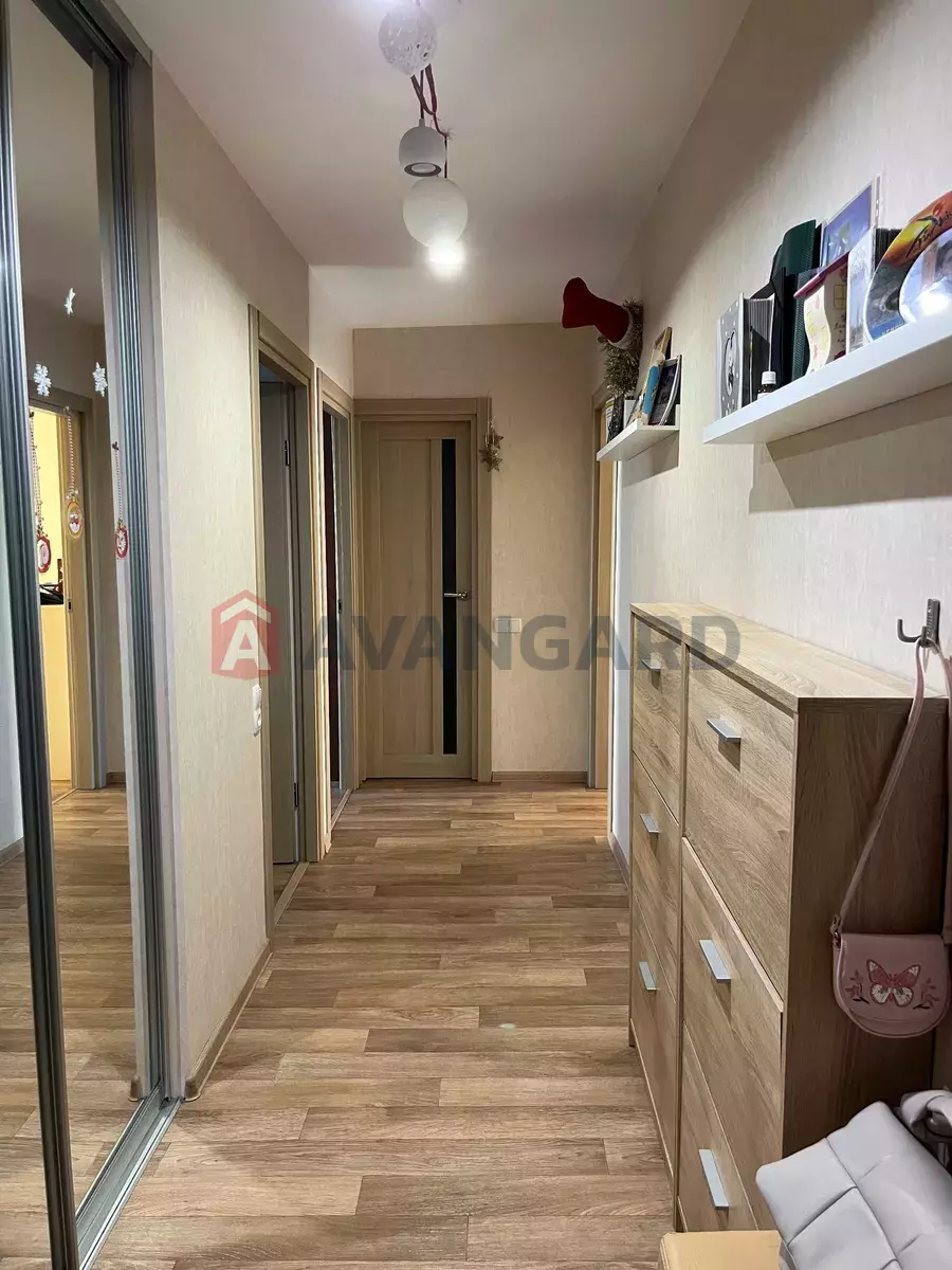 3 кім. квартира, 70/-/9 кв. м., 6/9 поверх фото 13 3 кім. квартира, 70/-/9 кв. м., 6/9 поверх фото 13