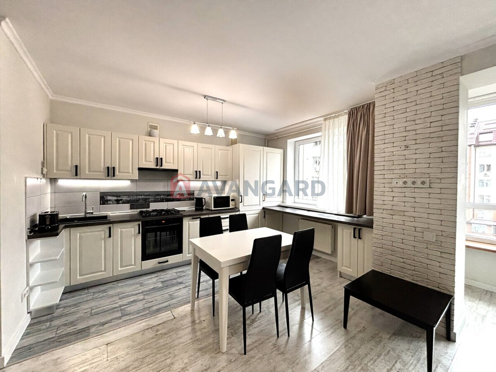 2 ����. ��������, 63/36/11 ��. �., 3/4 ���� ���� 11