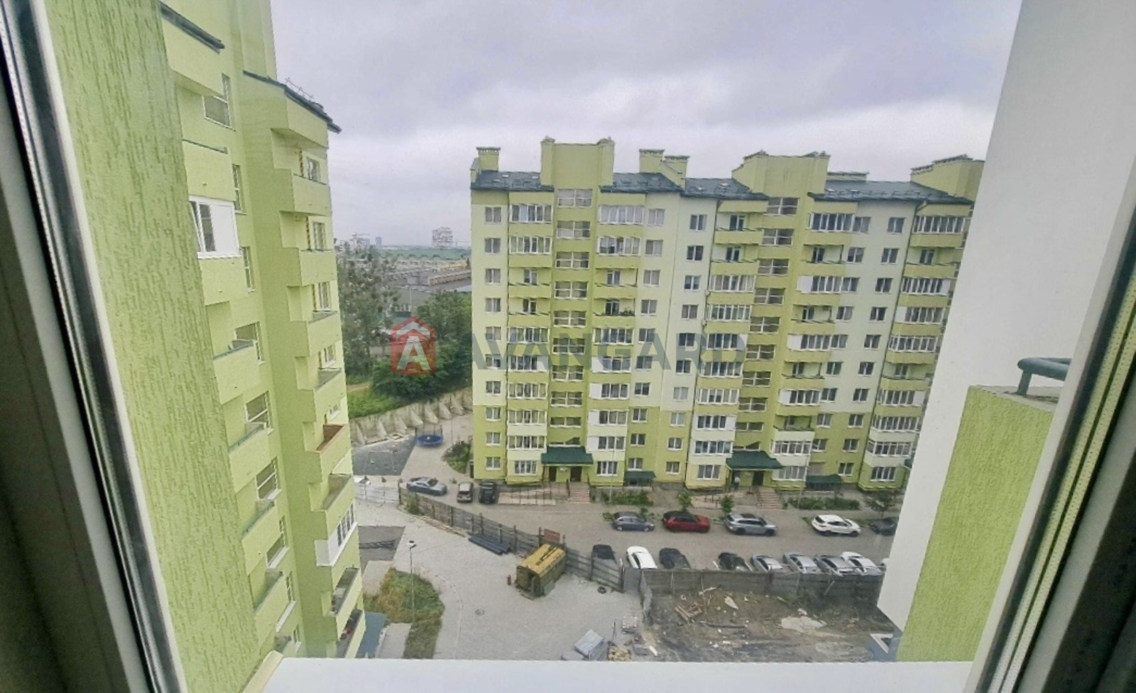 1 ����. ��������, 46,6/-/18 ��. �., 9/10 ���� ���� 4