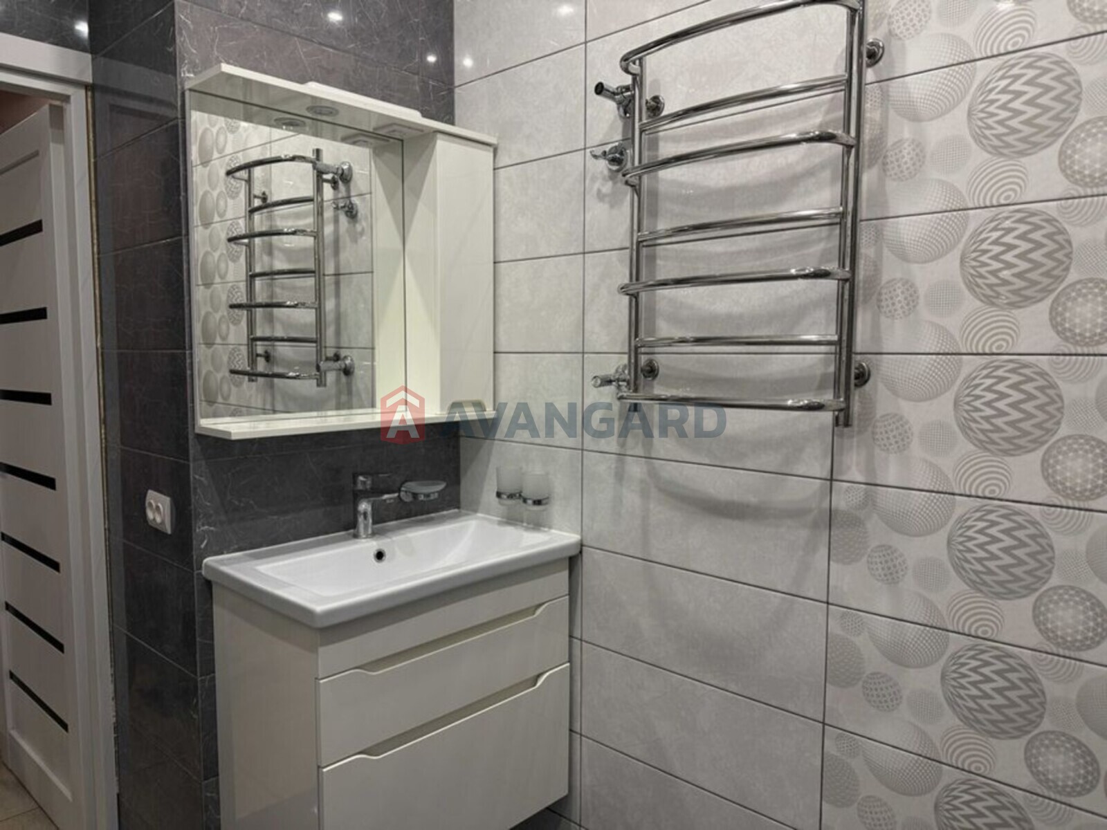 2 . , 55/-/23 . ., 4/4   13