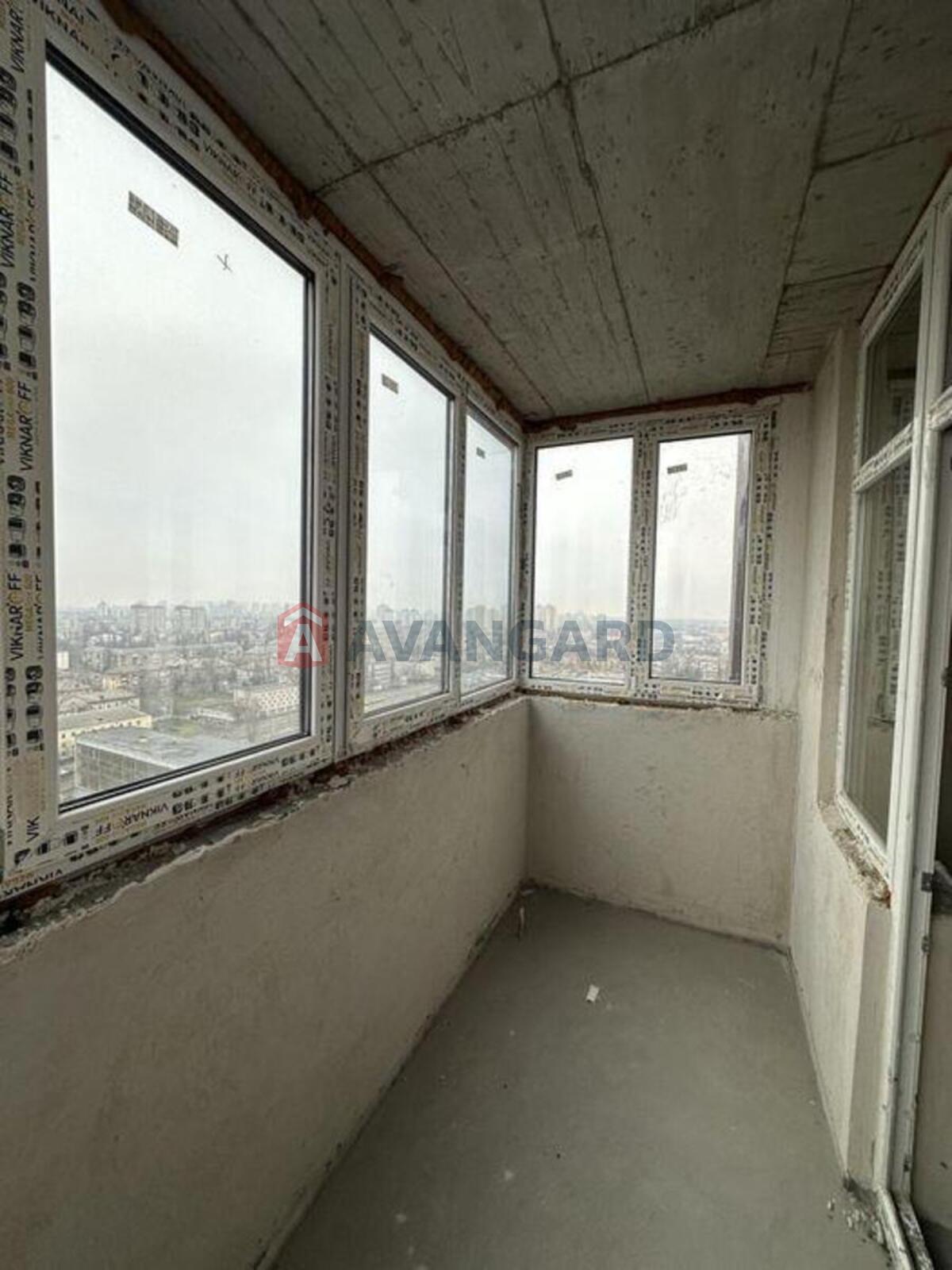 1 ��. ��������, 44/-/15 ��. �., 20/26 ������ ���� 18