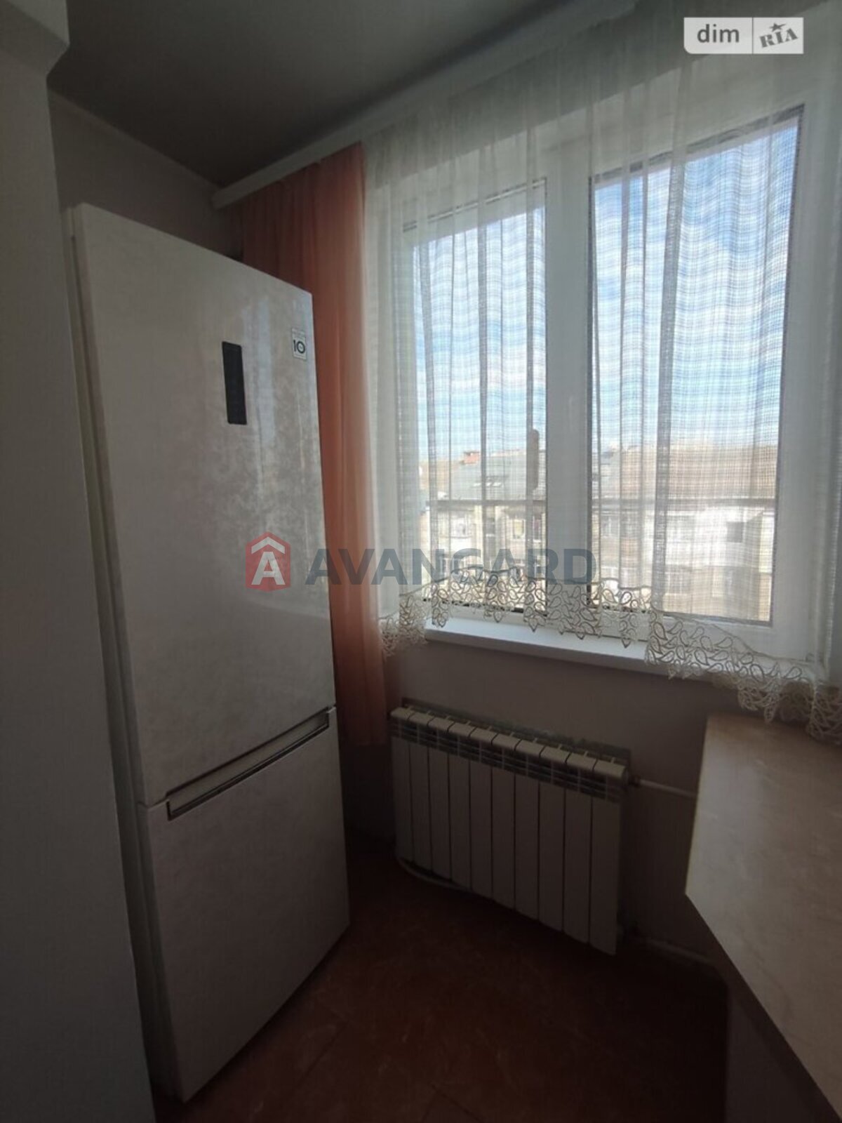 4 ��. ��������, 119/-/- ��. �., 5/5 ������ ���� 3