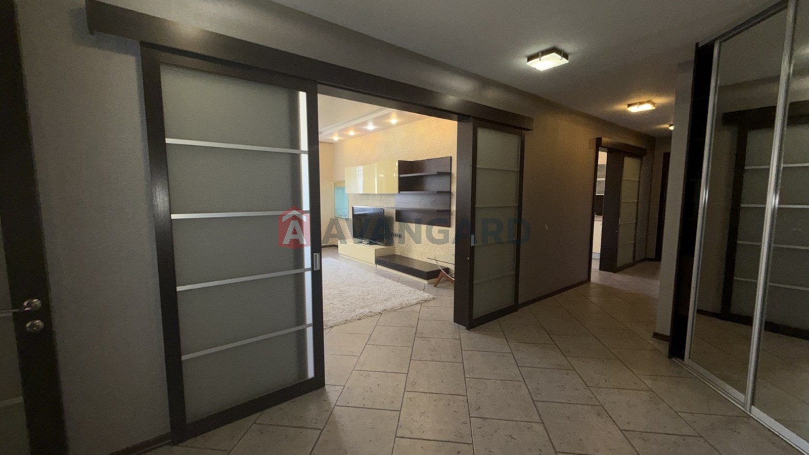 4 ��. ��������, 163/85/16 ��. �., 4/16 ������ ���� 5