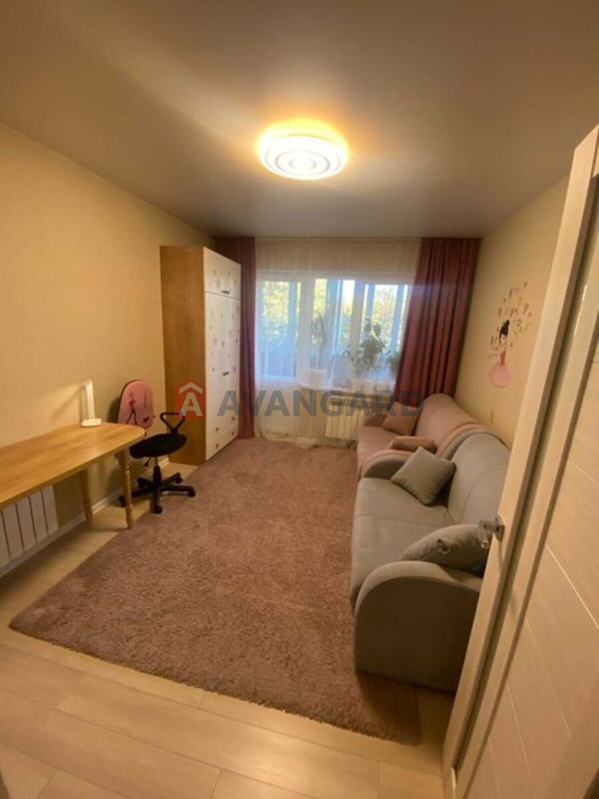 3 ��. ��������, 65/-/10 ��. �., 5/9 ������ ���� 11