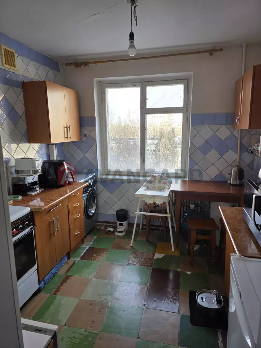 3 ��. ��������, 68/-/9 ��. �., 5/9 ������ ���� 2