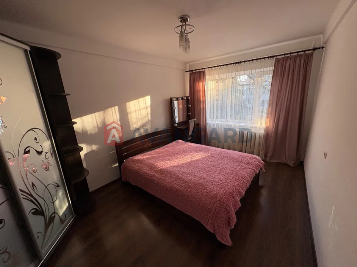 1 ��. ��������, 45/-/6 ��. �., 3/5 ������ ���� 4