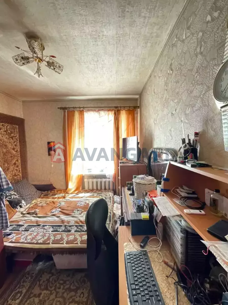 3 ��. ��������, 70/-/- ��. �., 4/16 ������ ���� 7