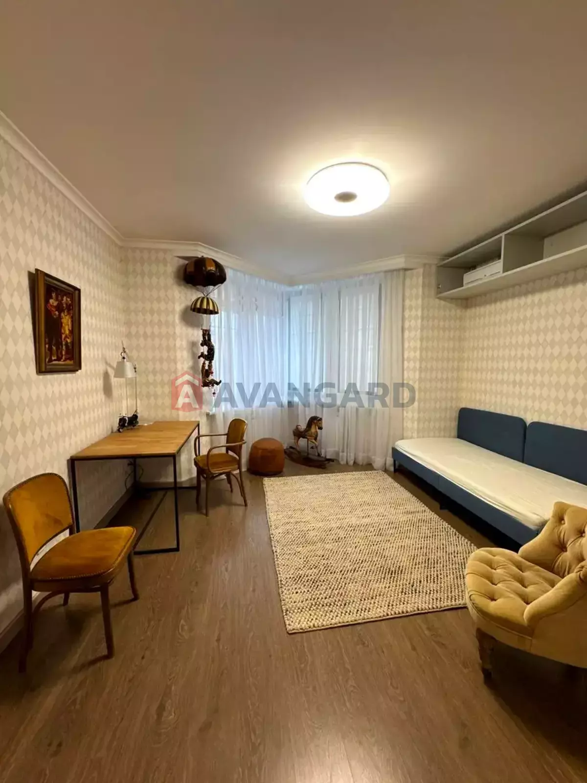 3 ����. ��������, 94/65/14 ��. �., 6/25 ���� ���� 18