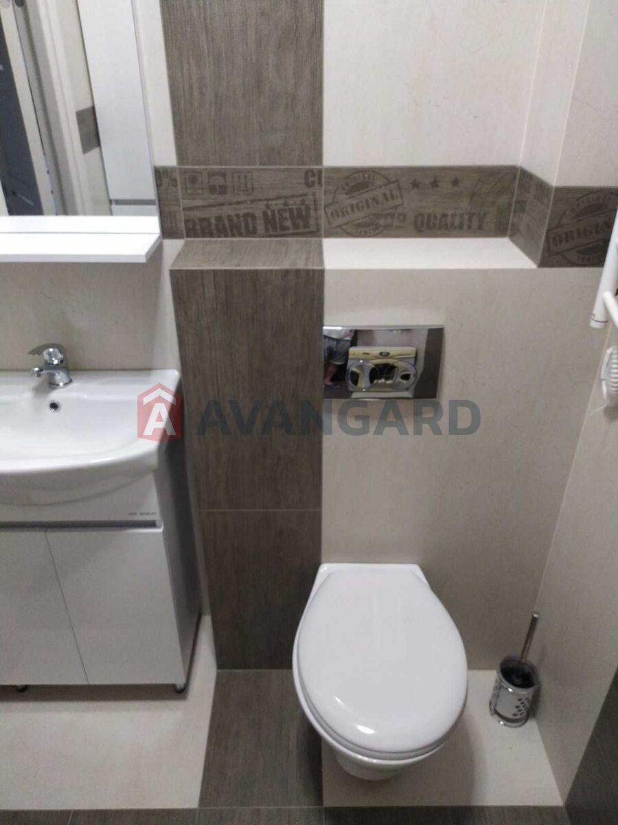 3 ��. ��������, 86/-/17 ��. �., 8/27 ������ ���� 15