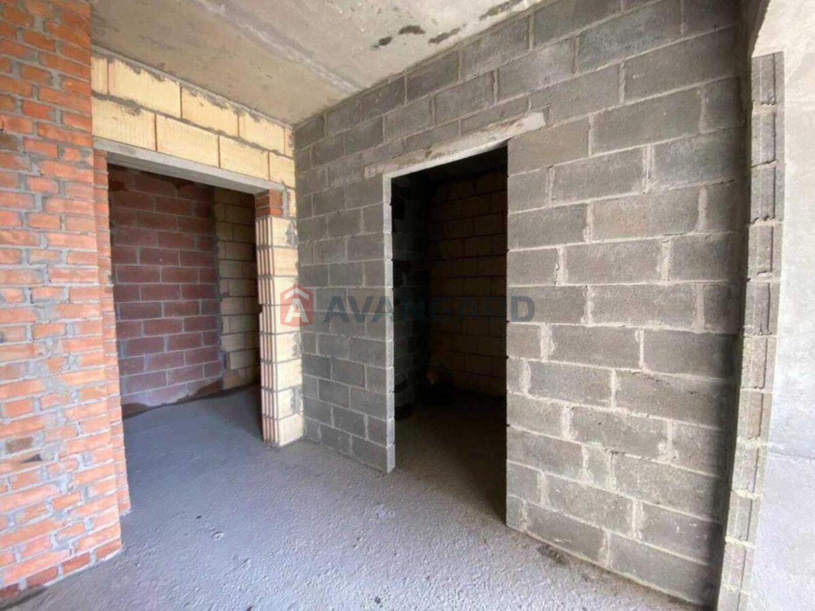 1 ��. ��������, 40/-/7 ��. �., 4/8 ������ ���� 6