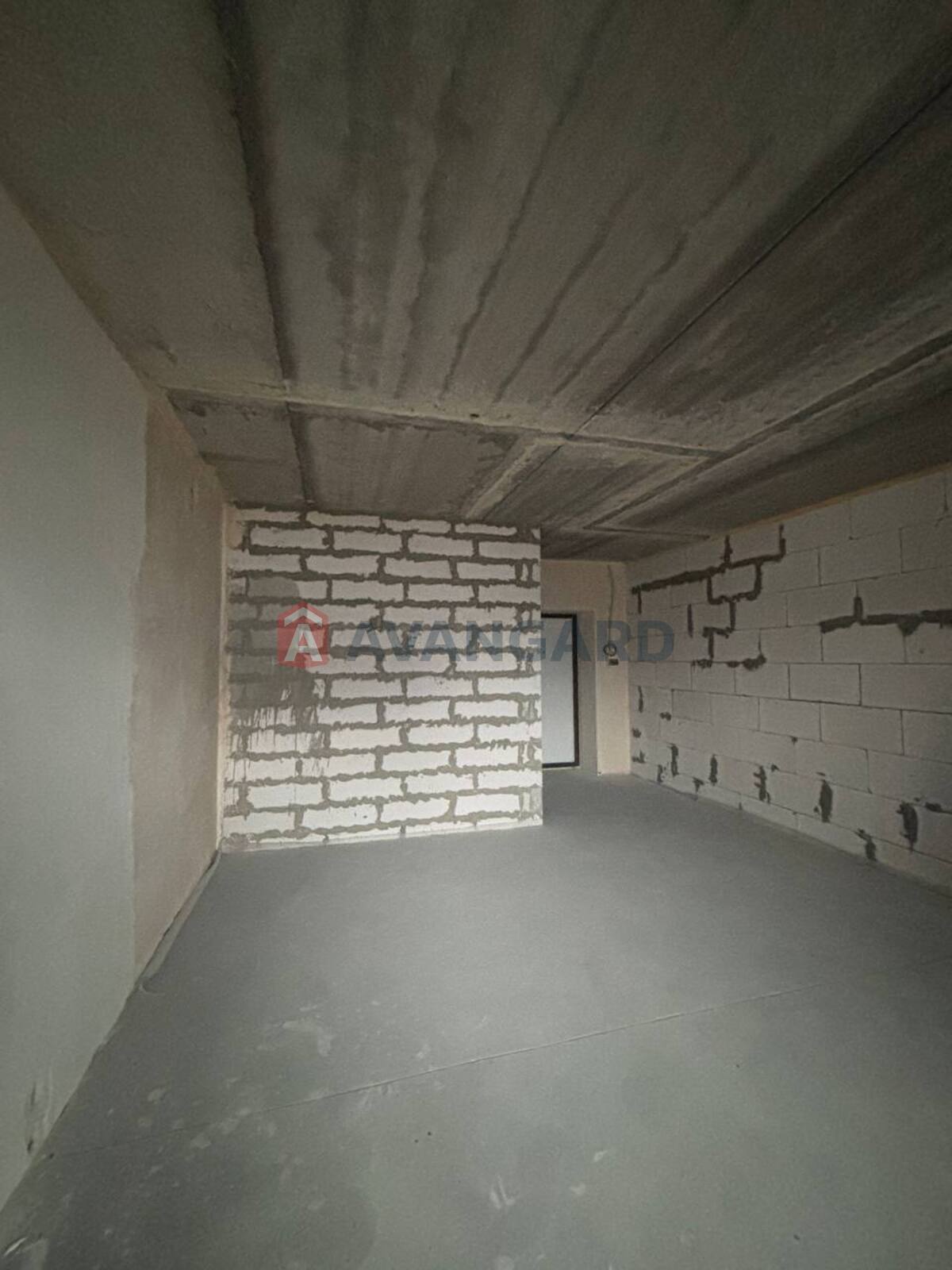 1 ��. ��������, 33,4/-/- ��. �., 3/9 ������ ���� 3