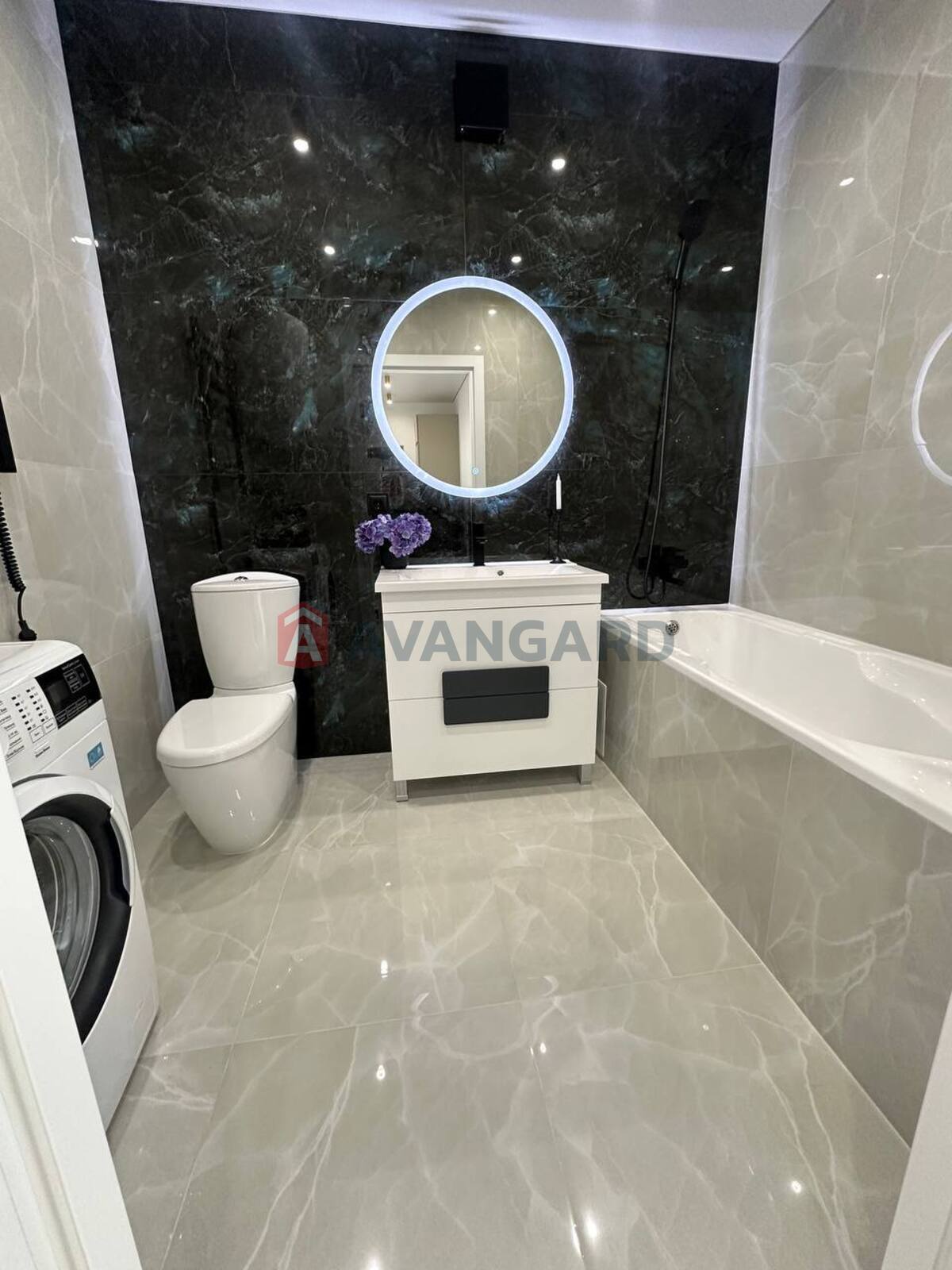 2 ��. ��������, 70/29/23 ��. �., 7/8 ������ ���� 17