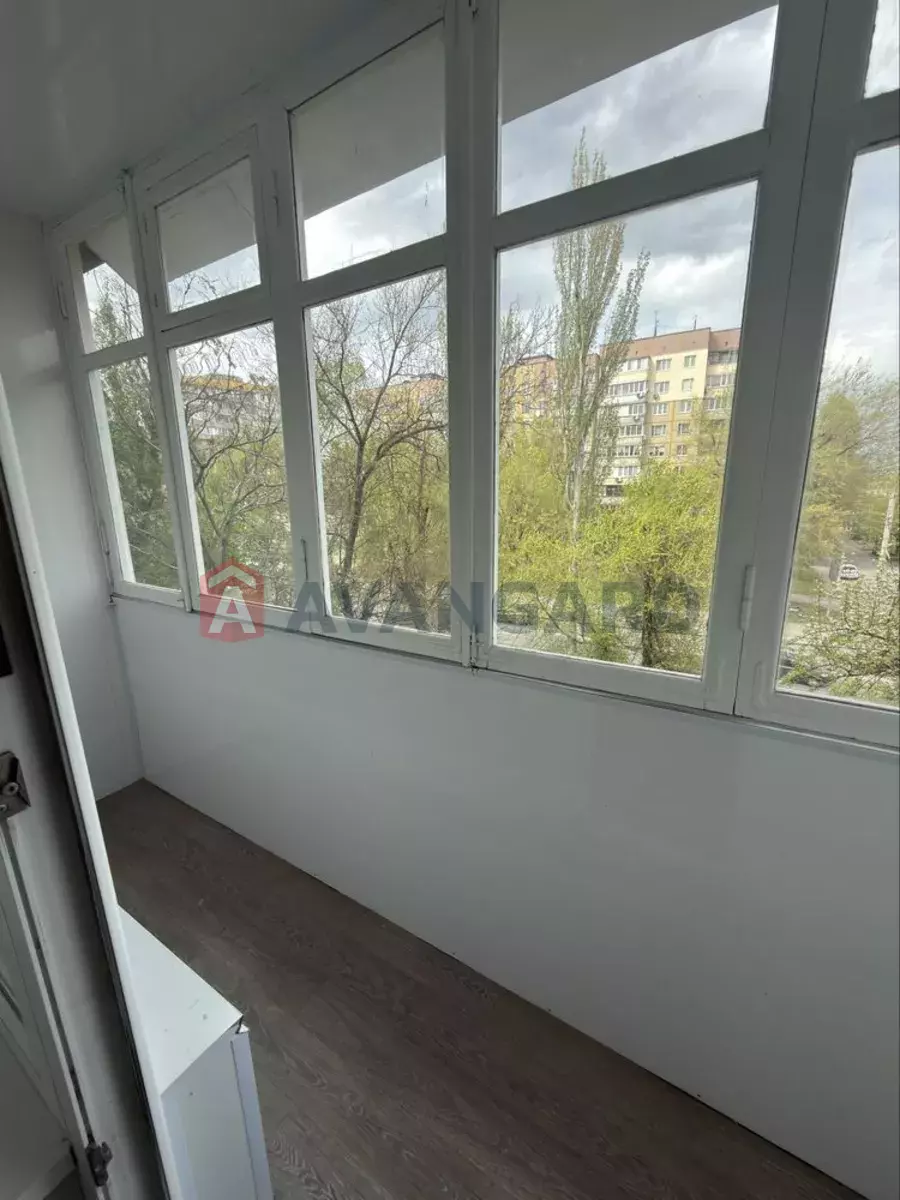 3 ��. ��������, 62/-/8 ��. �., 4/9 ������ ���� 3