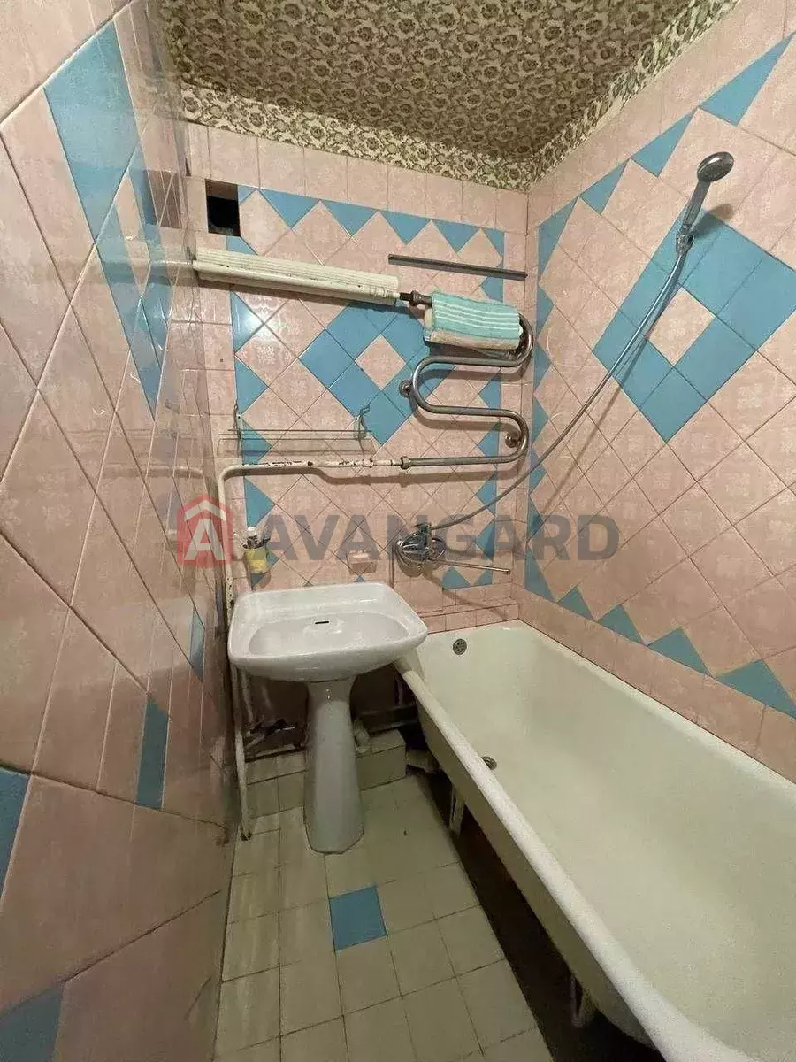 3 ��. ��������, 53/-/6 ��. �., 10/10 ������ ���� 5