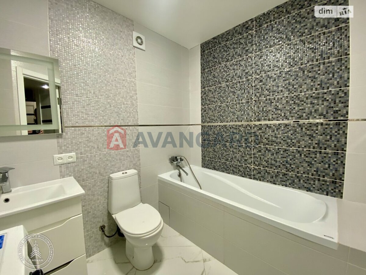 2 ��. ��������, 68/-/- ��. �., 10/12 ������ ���� 8