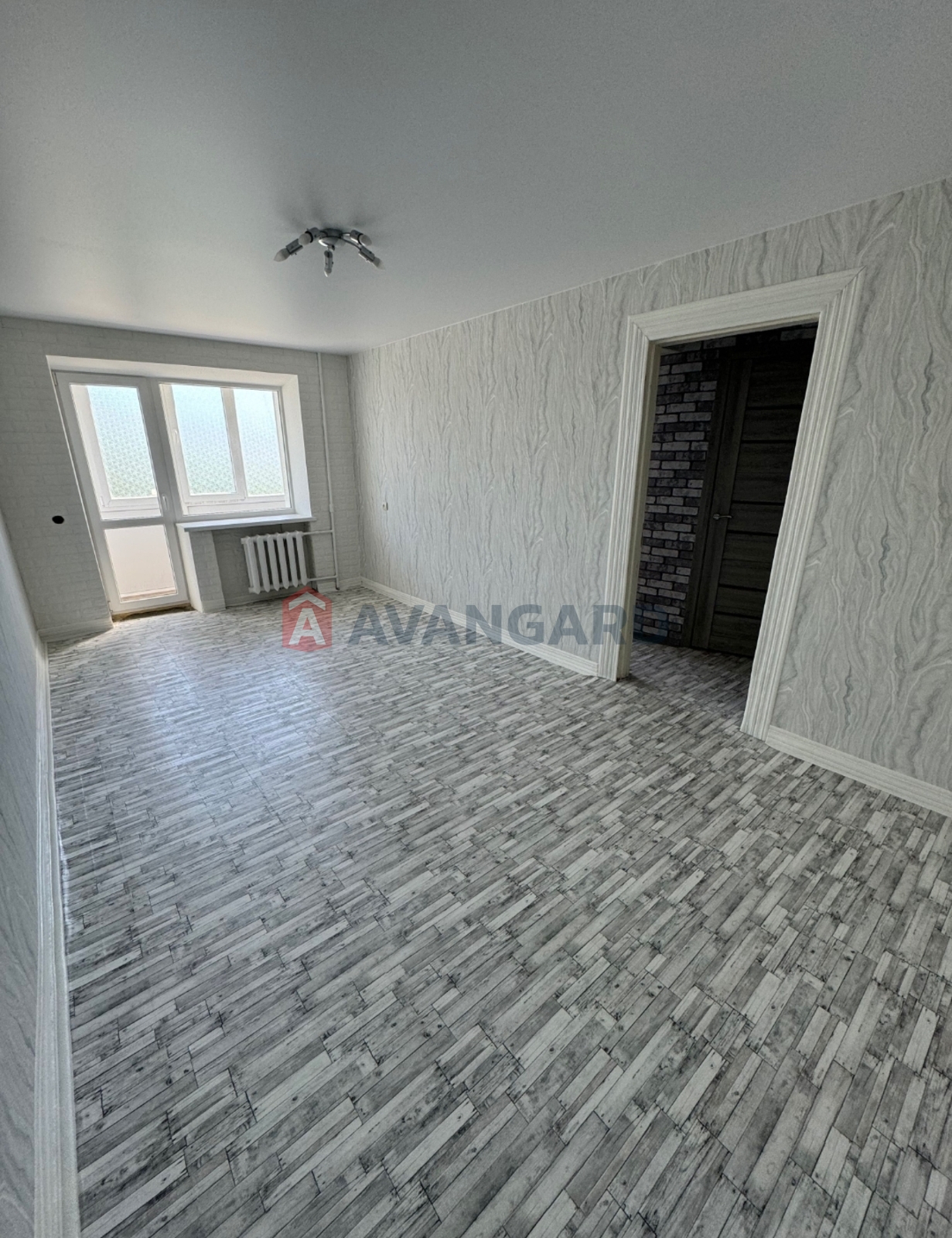 1 ��. ��������, 32.07/16.48/5.83 ��. �., 4/5 ������ ���� 7