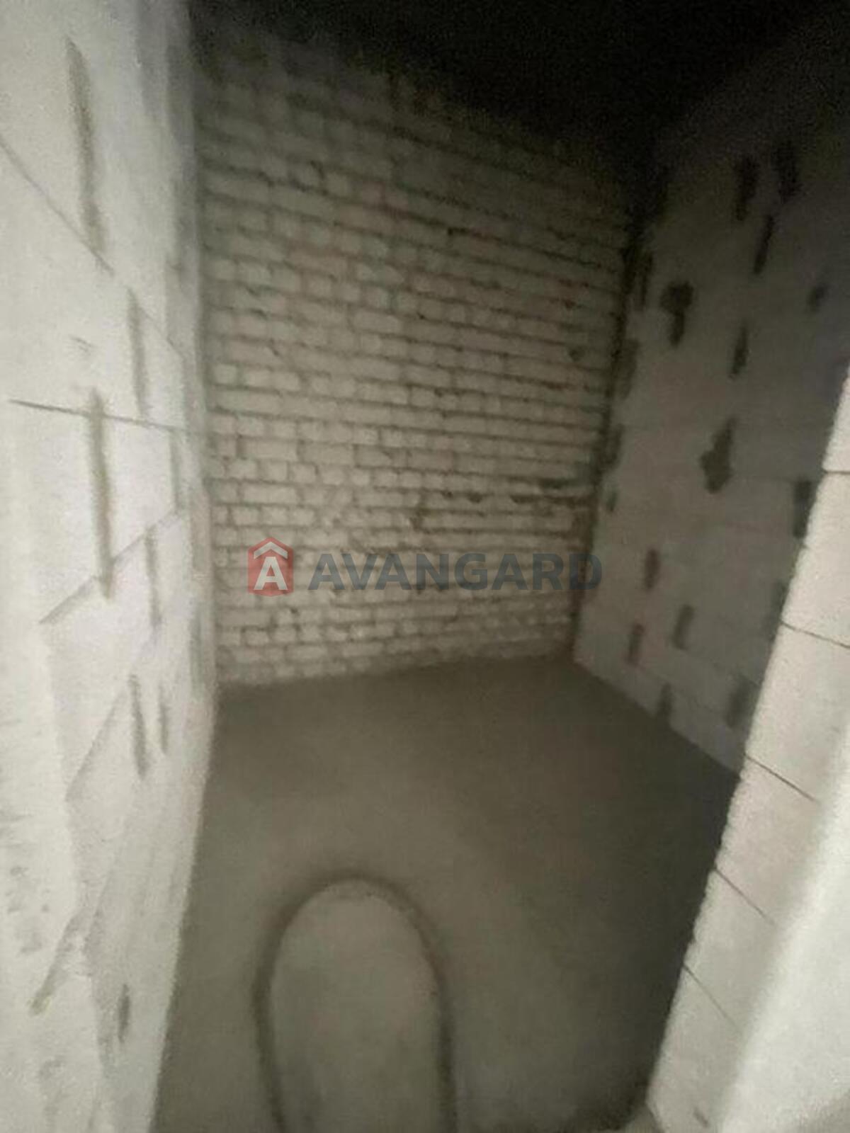 2 ��. ��������, 66/-/18 ��. �., 5/10 ������ ���� 14