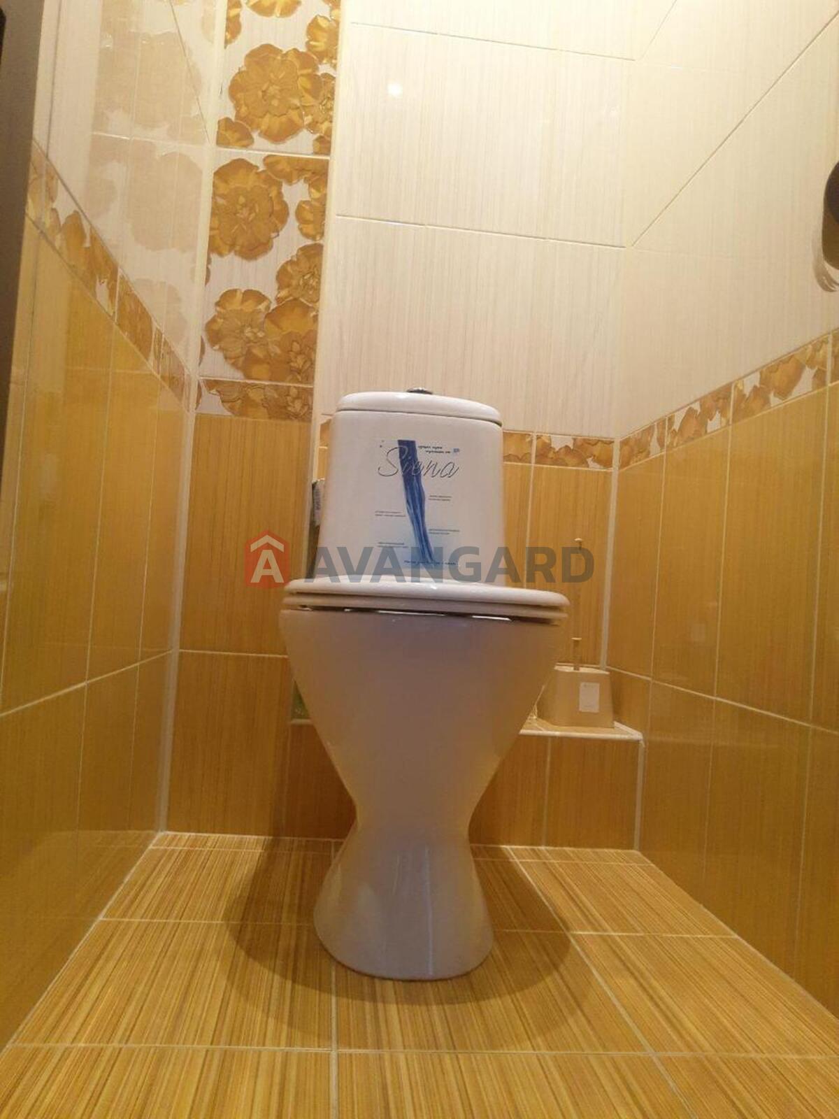 3 ����. ��������, 75/40/8 ��. �., 12/20 ���� ���� 17