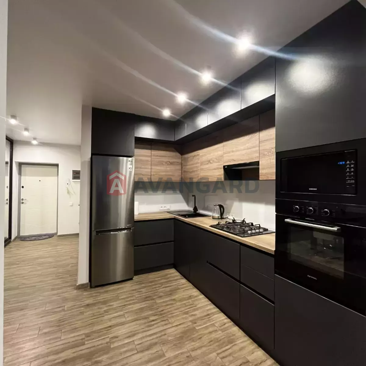 1 . , 43/-/- . ., 7/10   12