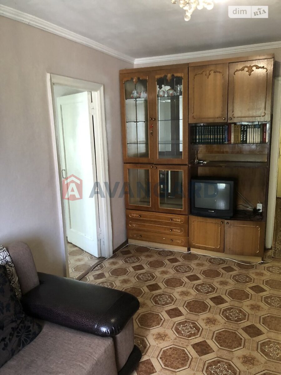 2 ��. ��������, 39/-/- ��. �., 4/5 ������ ���� 14