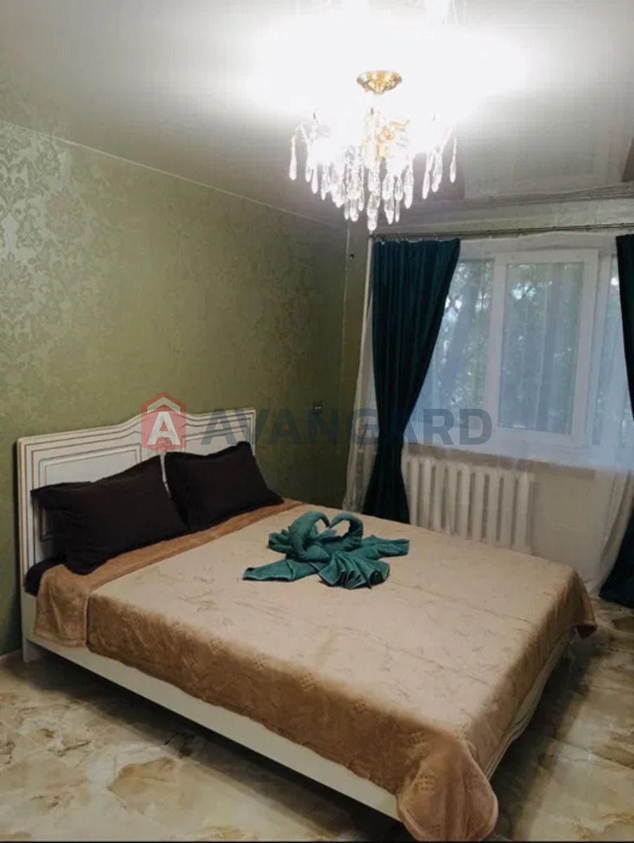 1 ��. ��������, 28,5/14,9/5,5 ��. �., 1/5 ������ ���� 2