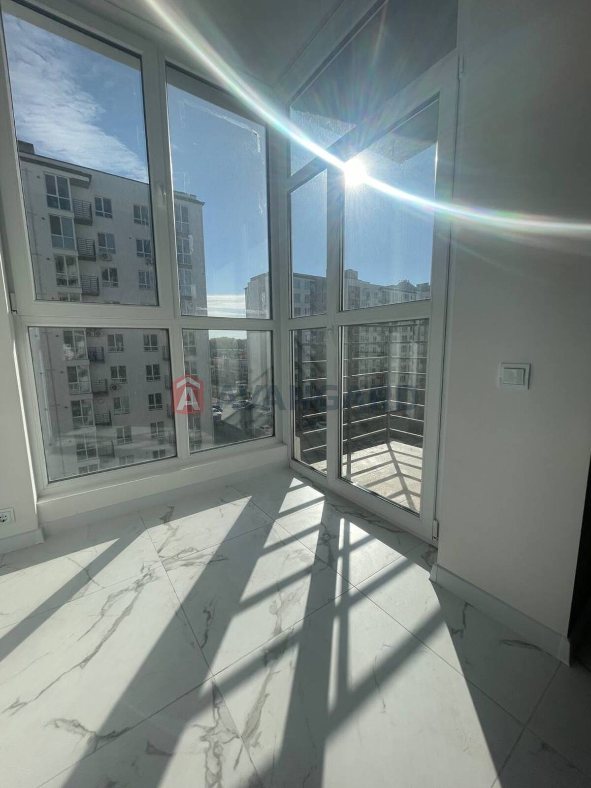 1 ��. ��������, 44,8/16,0/16,6 ��. �., 6/10 ������ ���� 1