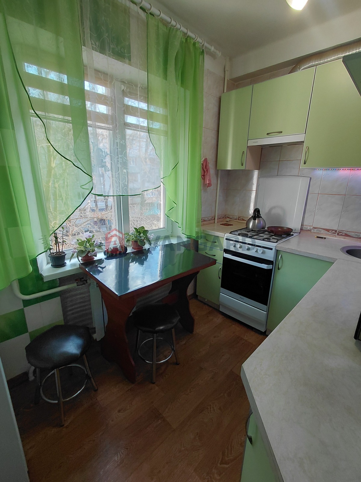 2 ��. ��������, 45/-/6 ��. �., 3/5 ������ ���� 13