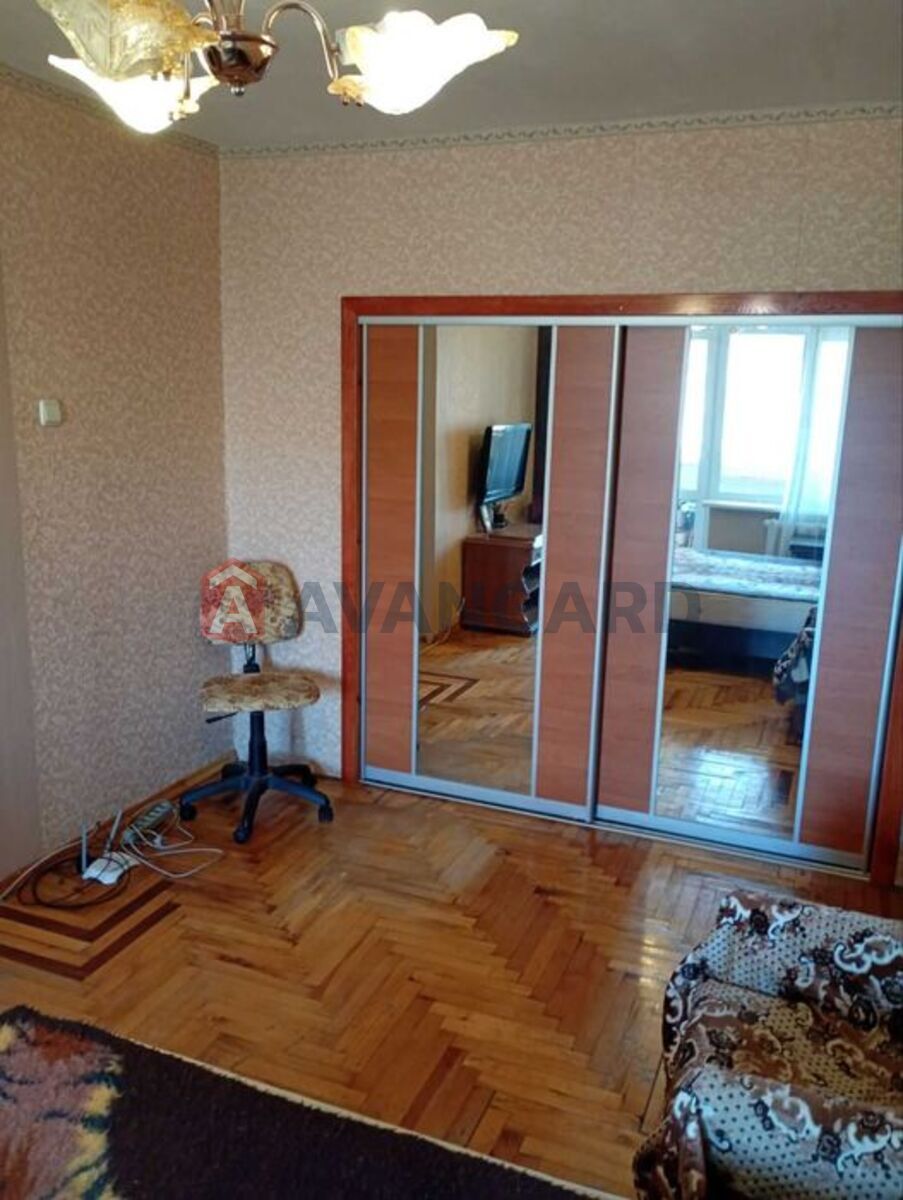 2 . , 52/-/10 . ., 3/9   7