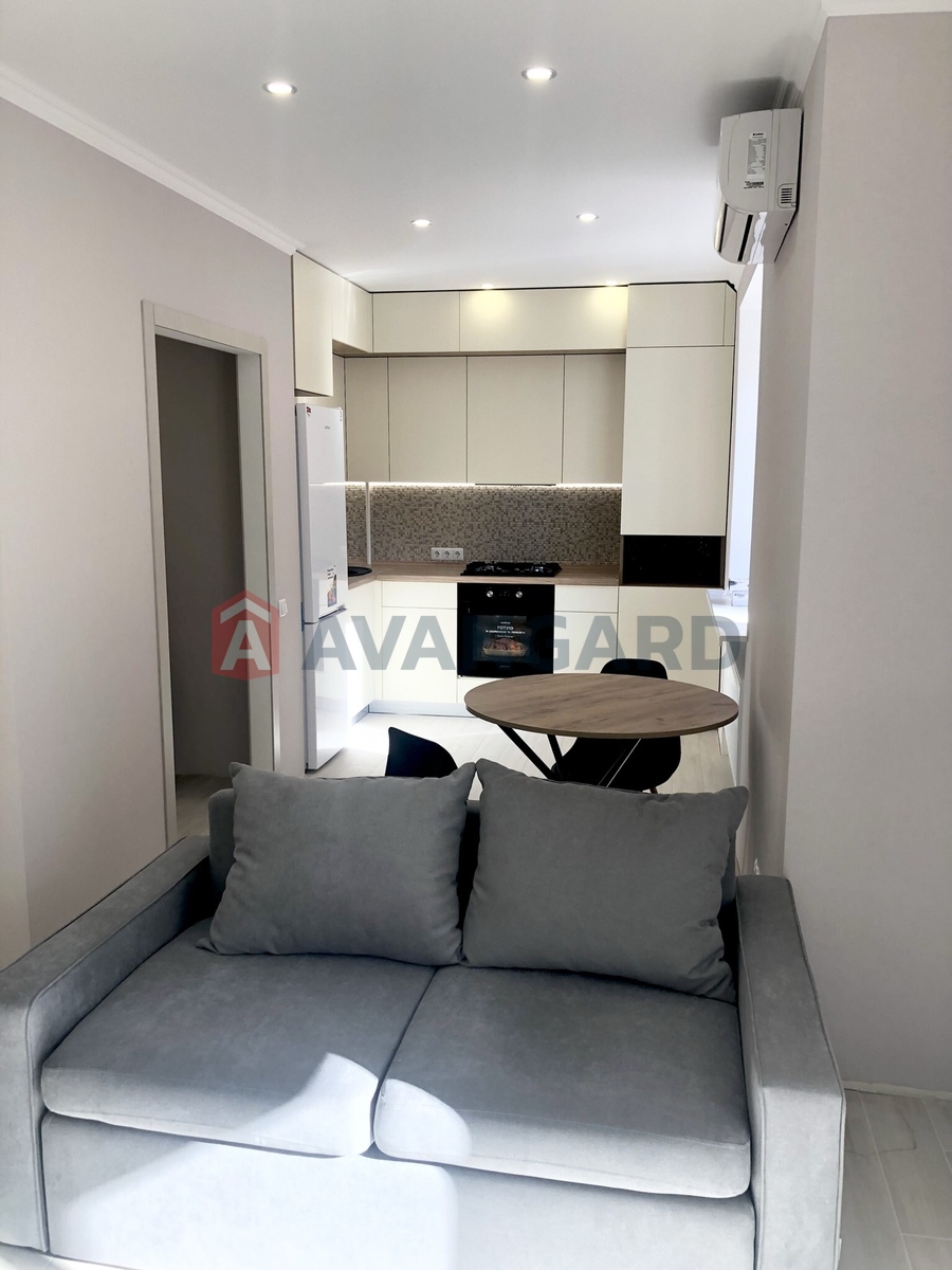 1 ��. ��������, 45/23/11 ��. �., 4/12 ������ ���� 11