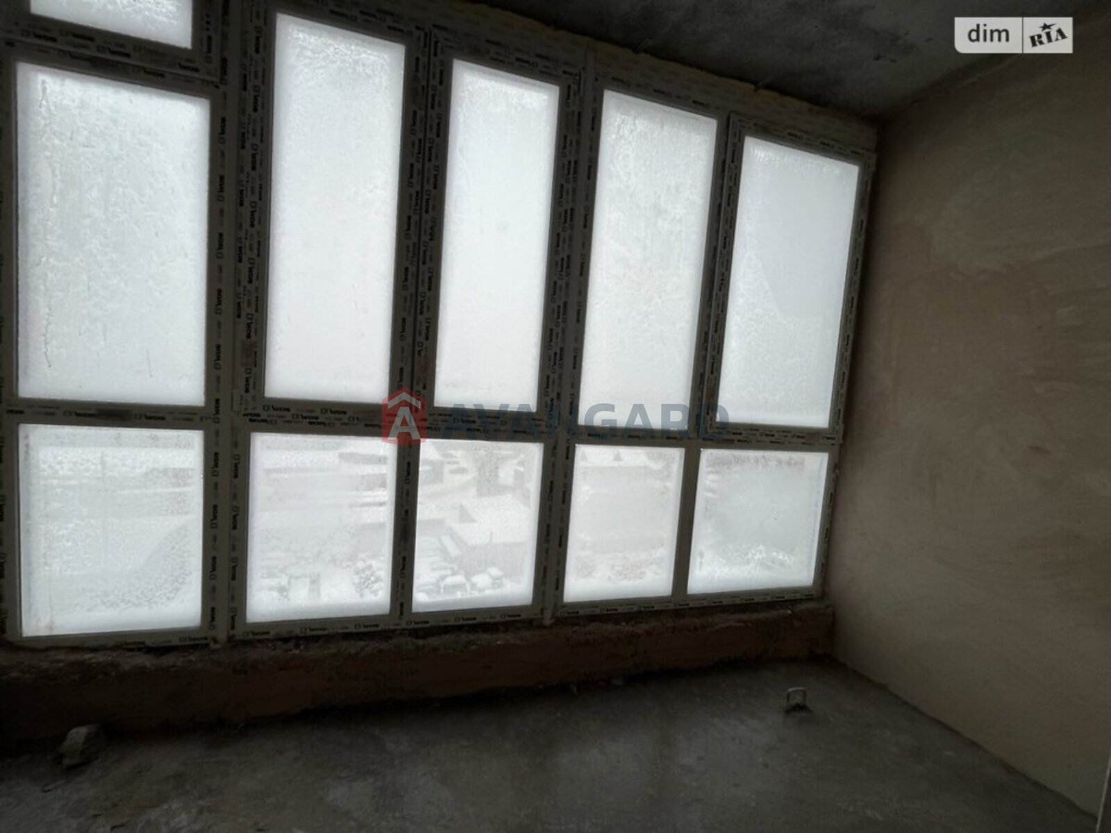 2 ��. ��������, 77/38/13 ��. �., 10/10 ������ ���� 3