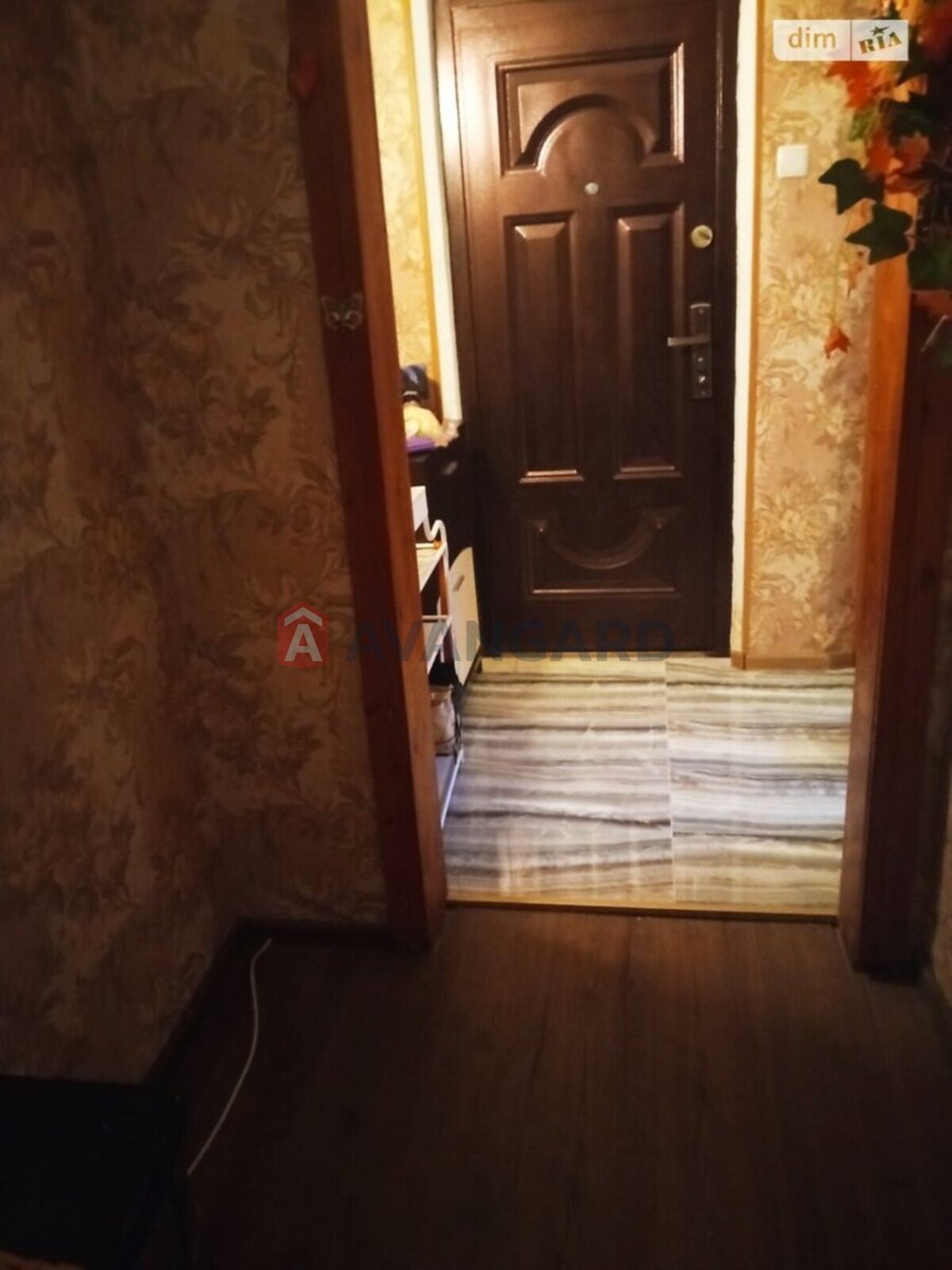 3 . , 63/-/7 . ., 2/9   19