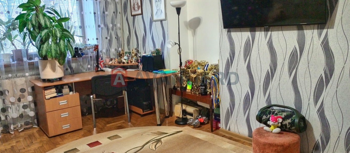 3 ��. ��������, 75/46/9 ��. �., 2/4 ������ ���� 5