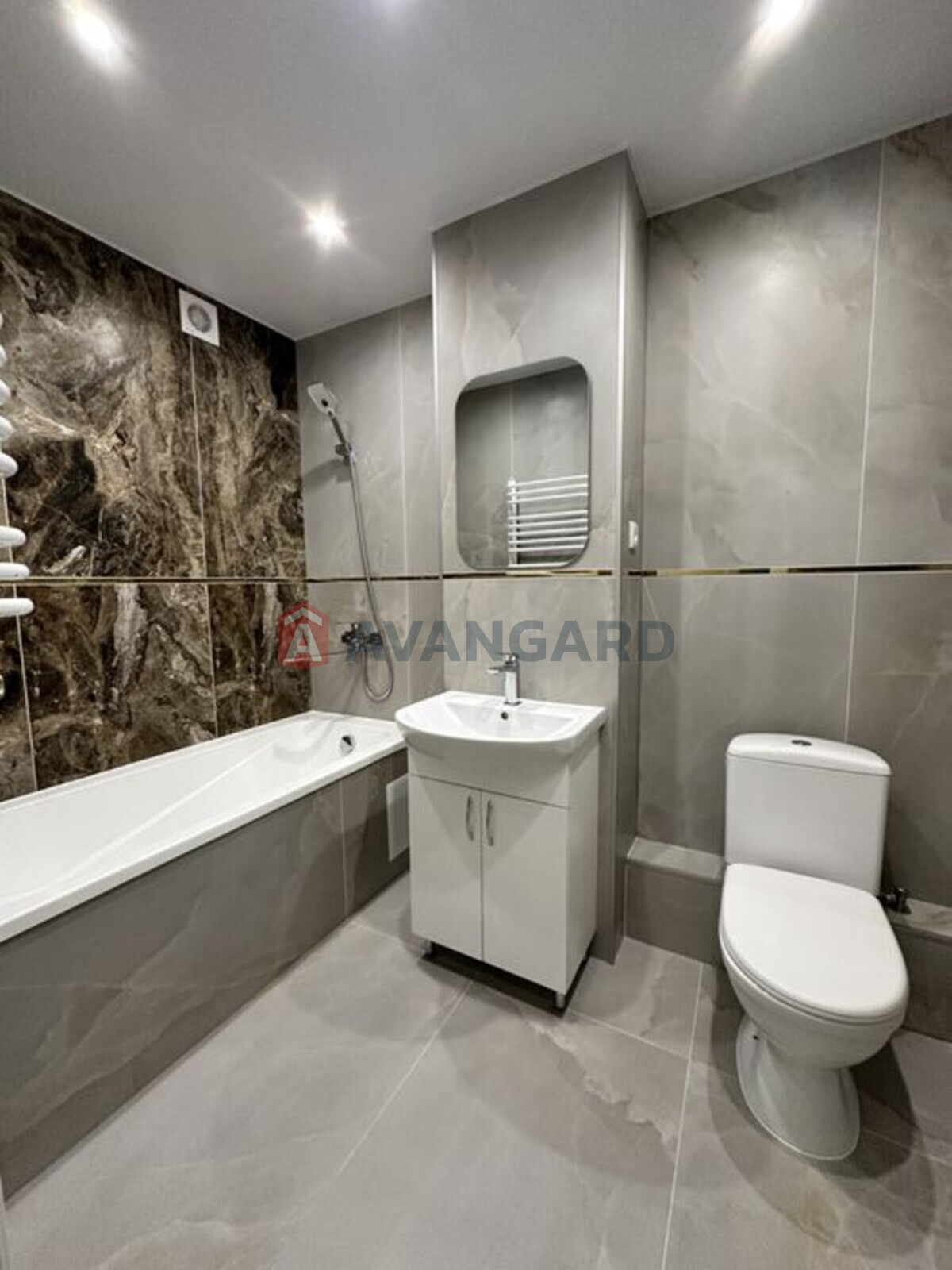 3 ��. ��������, 54/-/6 ��. �., 4/5 ������ ���� 17